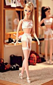 Gambar Lucu Boneka Barbie Wong Goblog Ngeblog Menampilkan Serangkaian Kulit
