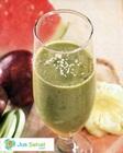 Smoothie buah mix sayur hijau