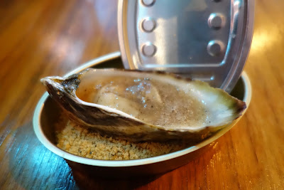 Carbonated Oyster with edible sand