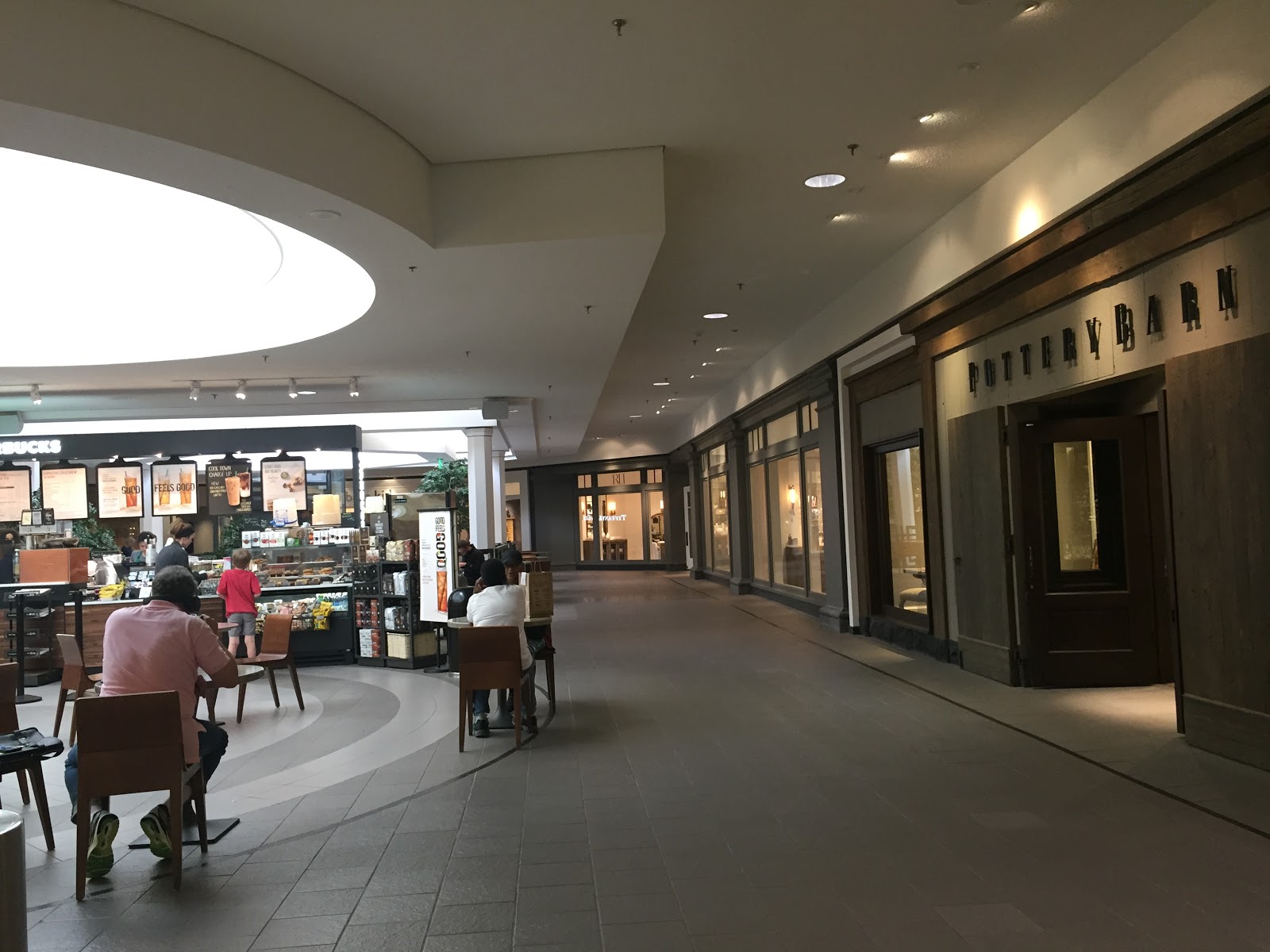 SkyMall Retail History and Abandoned Airports Galleria Edina, Edina