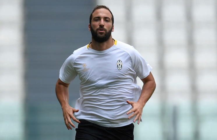 Higuain: "Došlo je vrijeme da osvojimo Ligu prvaka" Higuain: "Došlo je vrijeme da osvojimo Ligu prvaka"