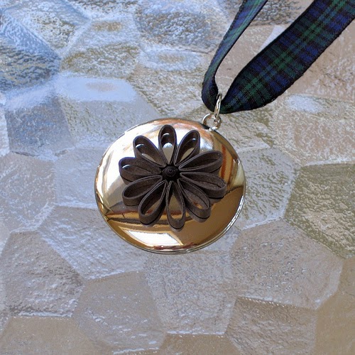 Quilled Flower Locket - paper jewelry by Ann Martin Quilled Flower Locket - paper jewelry by Ann Martin