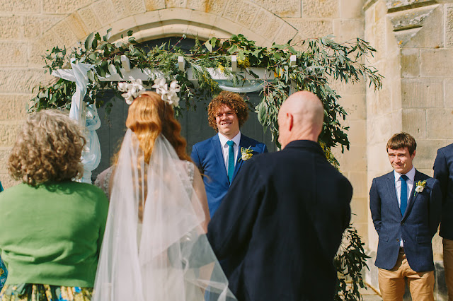 TO THE AISLE AUSTRALIA | BEN & HESTER FRED AND HANNAH PHOTOGRAPHY REAL WEDDING TASMANIA VENUE VEGAN WEDDING