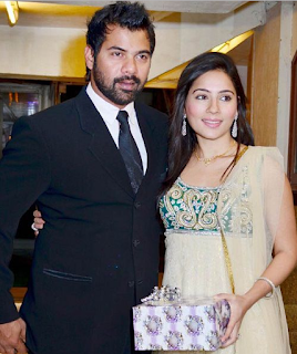 sushmita sen pacar biodata shabbir ahluwalia terlengkap pacar hobi fakta sushmita sen pacar biodata shabbir ahluwalia terlengkap pacar hobi fakta