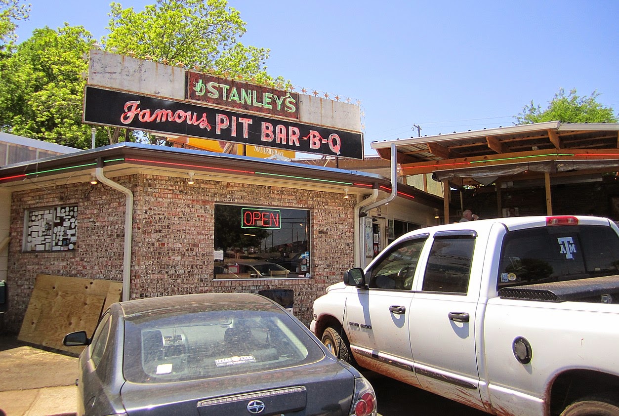 Don O.'s Texas BBQ blog Stanley's Famous Pit BBQ, Tyler, Texas 5/3/14