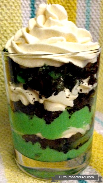 Irish Dirt Cake Irish Dirt Cakes