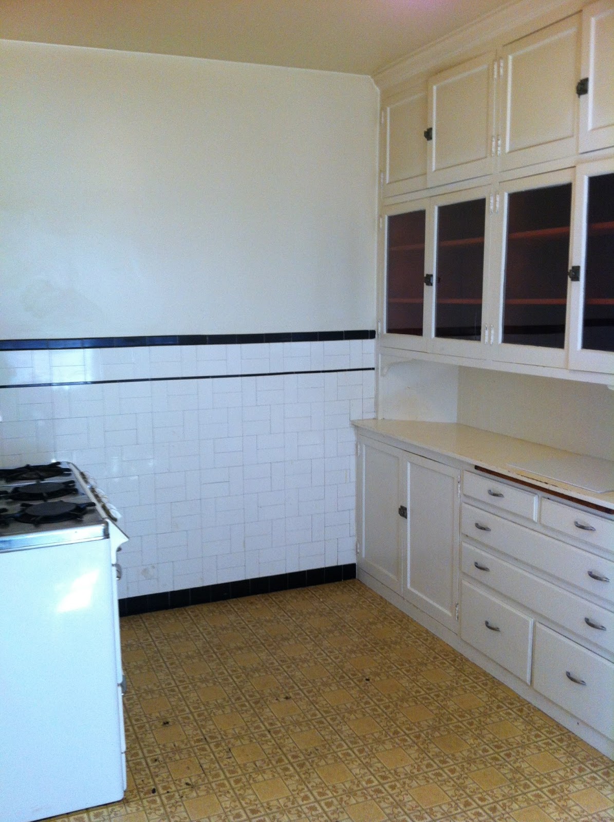 Outer Mission Jeff: 1920s Kitchen