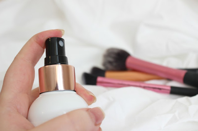 Make Up Revolution Pro Hygiene Anti Bacterial Brush Cleaner Review