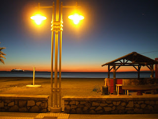 Playas de malaga, Chimenea de Huelin, Experiencias, relatos, cuentos, historias, el alma, sentido de la vida, amor, reflexion, ayuda, Playa malagueña 