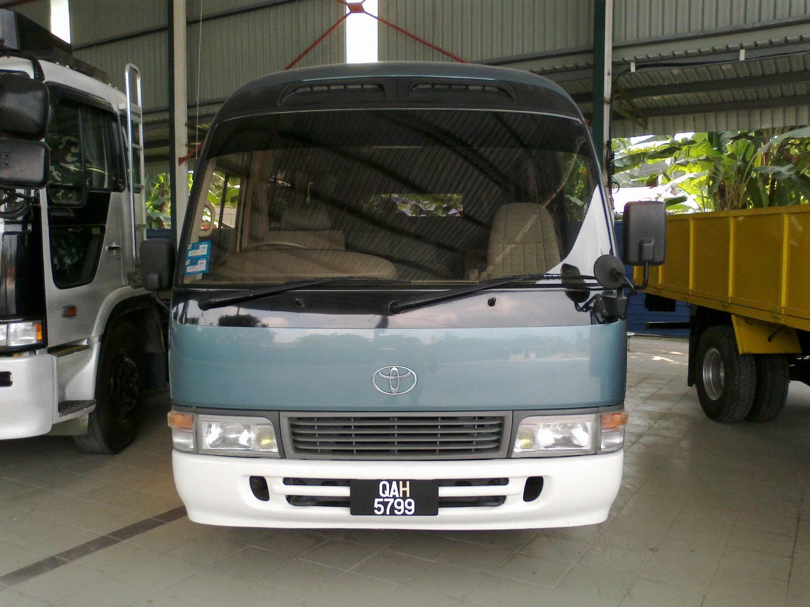 Toyota coaster campervan motorhome bus