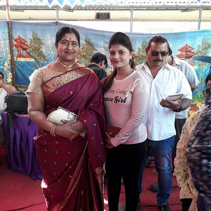 TV Actress Shivani aka Shashi aunty latest Mallu Aunty | iiQ8 16 6930405E 09E9 4ACF 9CF1 136593124025