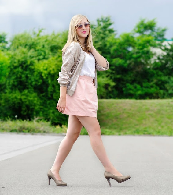 Goldene Bomberjacke Fashionblogger Kaiserslautern Trend 2016 Sommerlook Goldene Bomberjacke Fashionblogger Kaiserslautern Trend 2016 Sommerlook