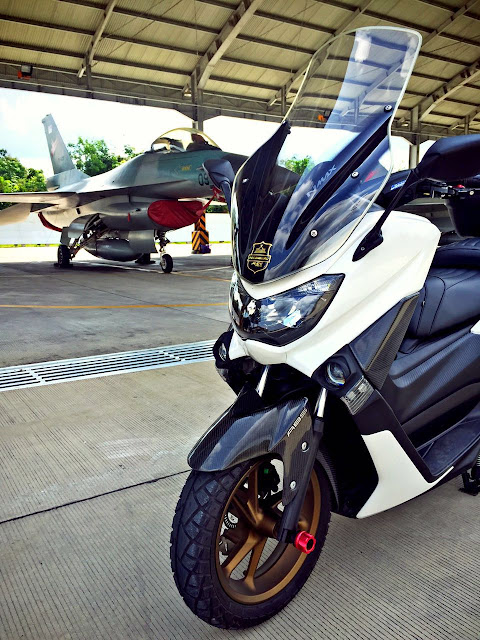 AUTOBLOG-11: Yamaha Nmax Touring yang stylish