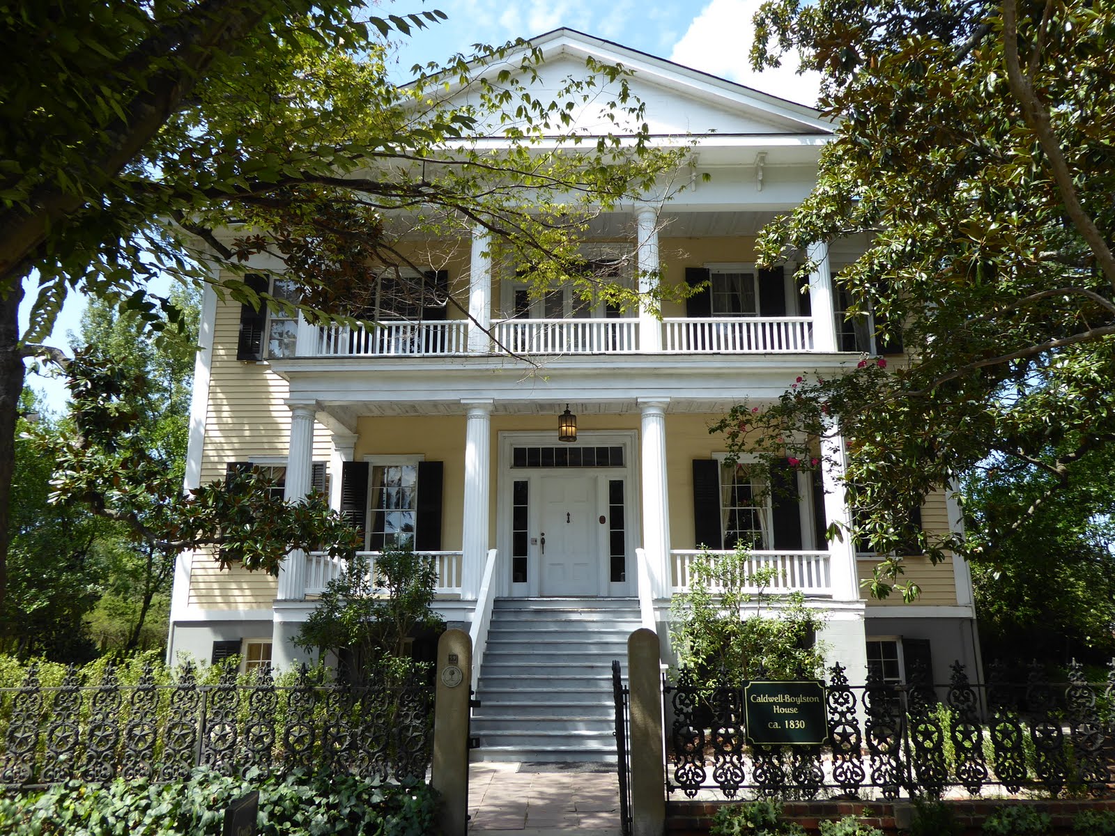 Retired Nomads Historic Homes Columbia, SC