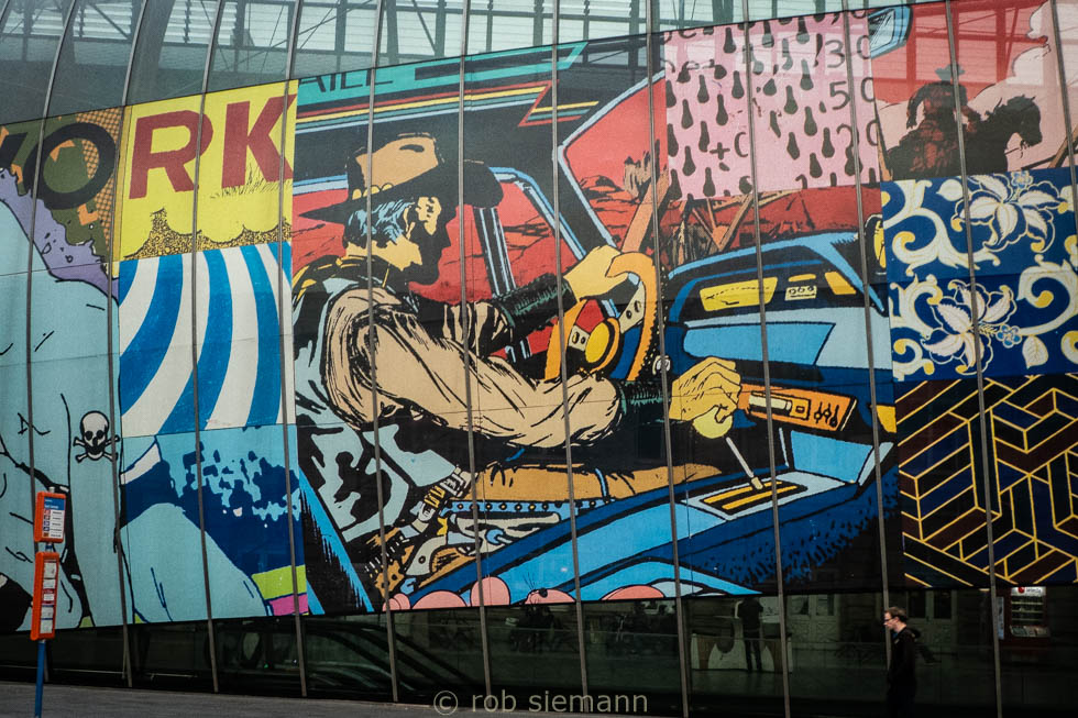 Strasbourg Daily Photo: A Monday railway mural