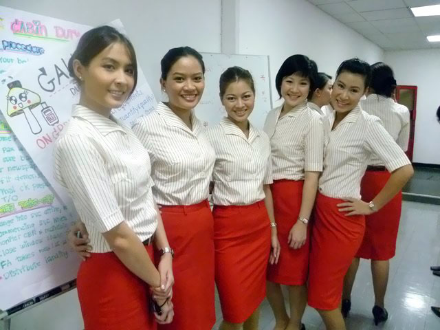Royal Jordanian pretty stewardesses show you the sweetest smile ~ World ...