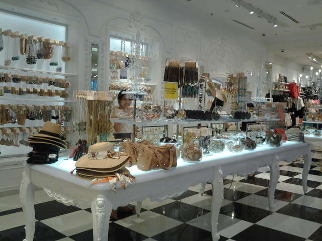 Clarks Shoes Sm Aura Shoe Stores Sm Aura Shoes New Arrivals