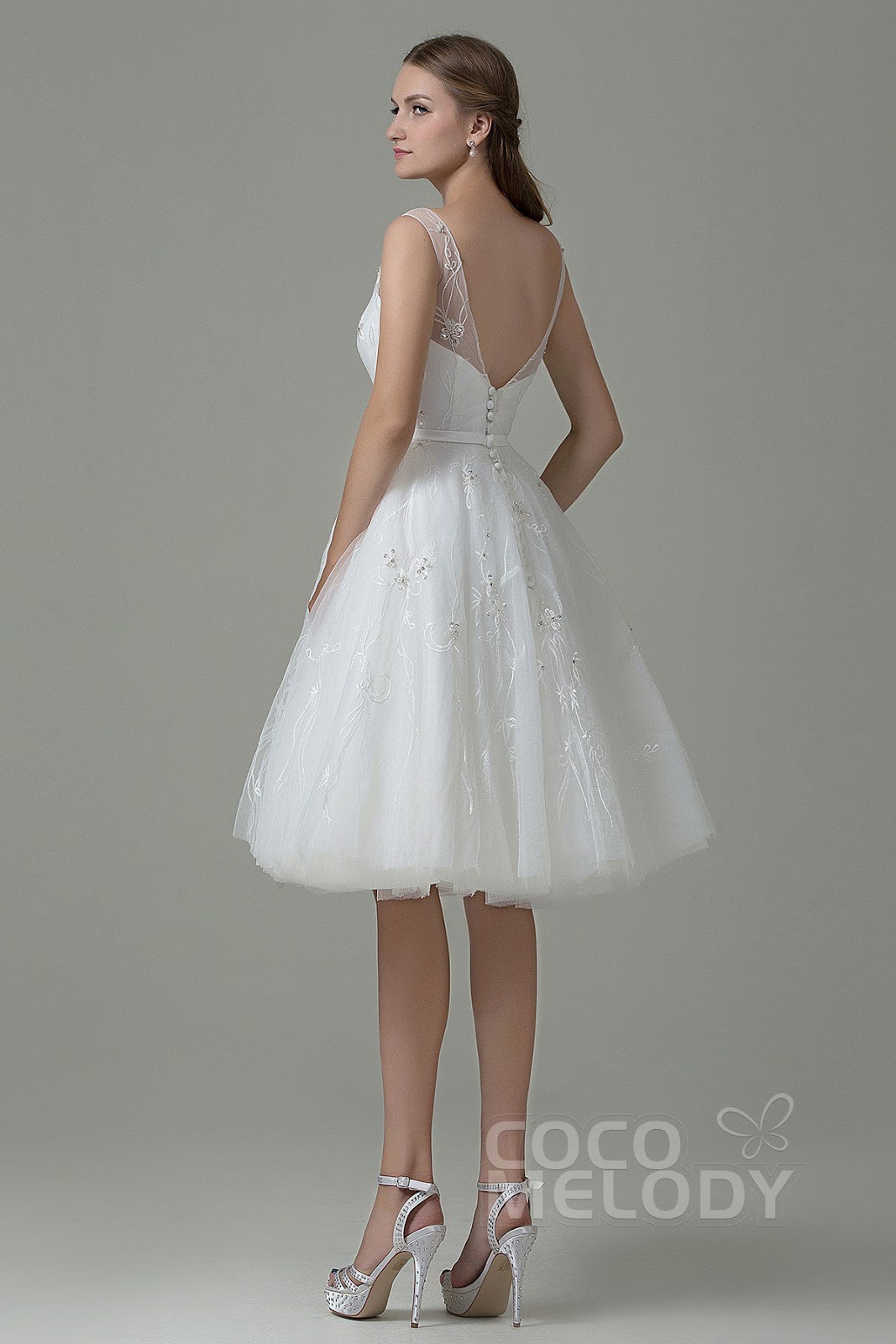 Aniia Bridal Party Dresses: Guidelines on Wedding dress Selection