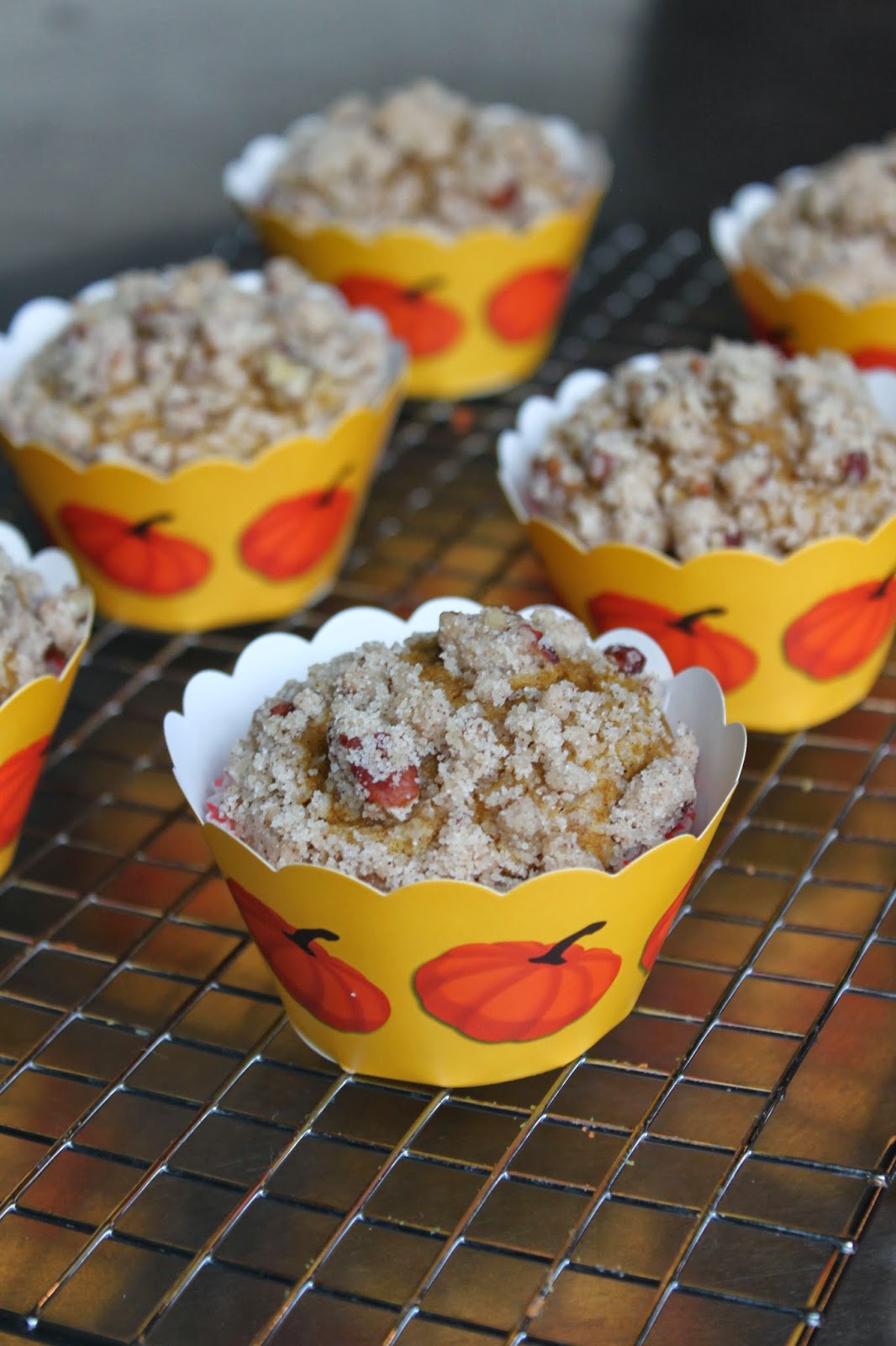 Baked Perfection: Pumpkin Muffins with Pecan Streusel Topping