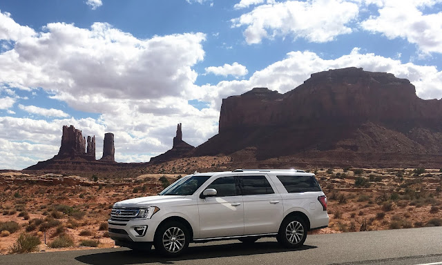 2018 Ford Expedition Max front/side view in Monument Valley, Utah 2018 Ford Expedition Max front/side view in Monument Valley, Utah