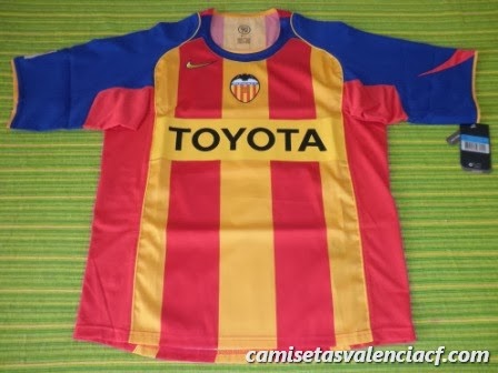 espectro Puerto marítimo Mensajero Camisetas Del Valencia C.F.