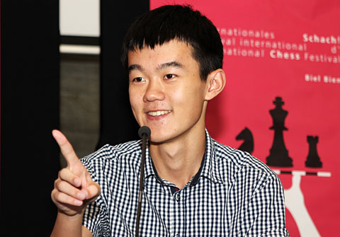 Ding Liren vence e coloca fogo no Campeonato Mundial de Xadrez