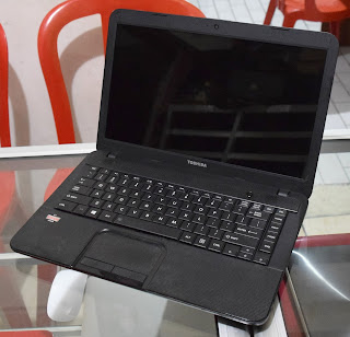 Laptop Second - Toshiba Satellite C800D