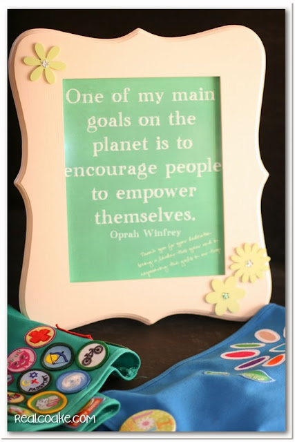 Handmade gift idea for a Girl Scout Leader Gift with a free Inspirational Quote printable. #GirlScouts #Gifts #Crafts #Inspiration #RealCoake