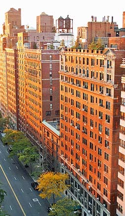 (photo of apartments - photo courtesy of Roy Googin/wikipedia)