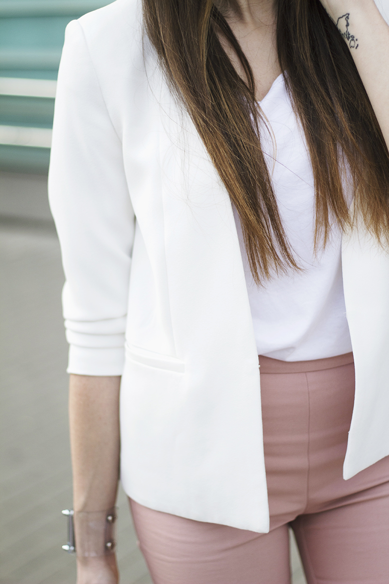 dusty pink and white outfits