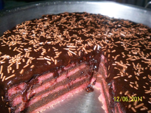 Tempat Fiza Simpan Resepi: Kek Lapis Strawberry Coklat