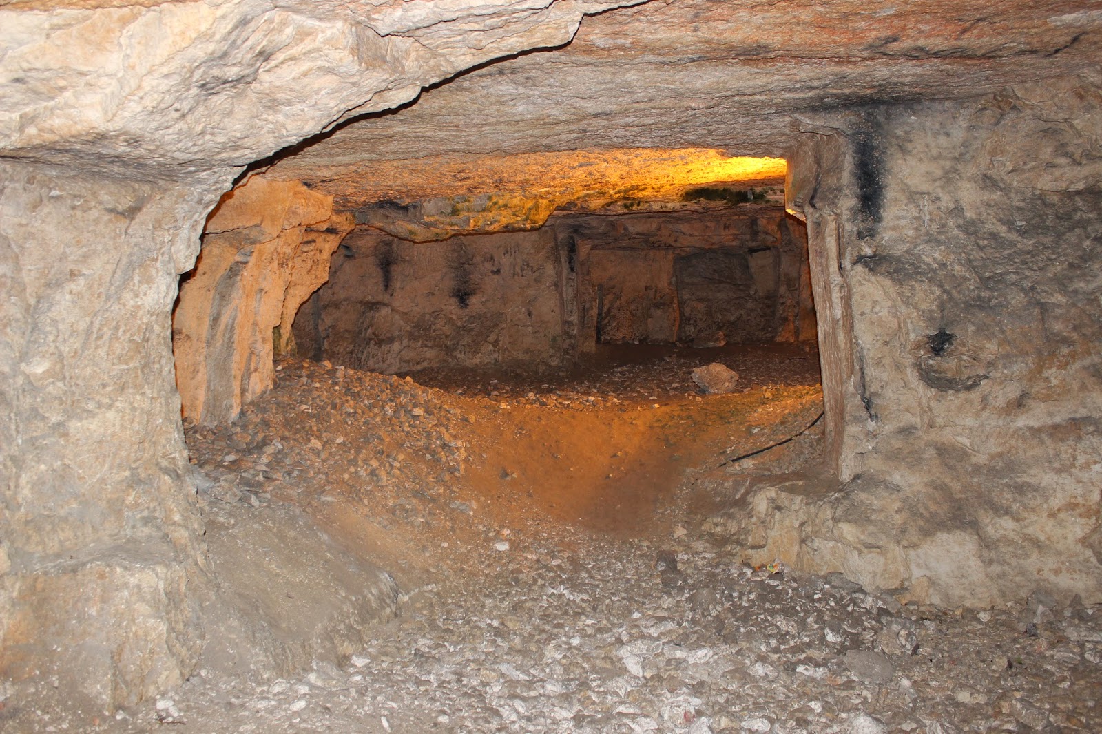 Vintage Grace King Solomon's Quarries