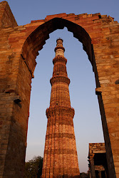 minar qutub delhi located india