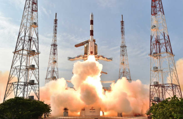 PM+congratulates+ISRO 