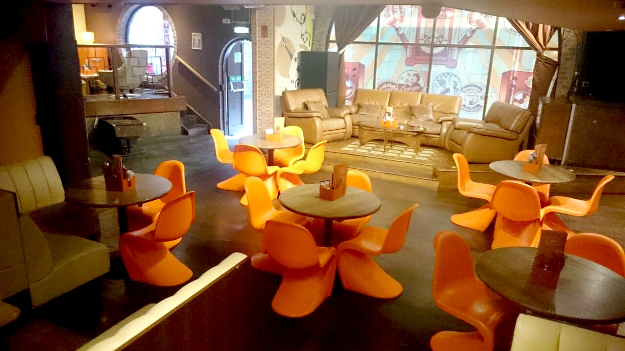 Orange Rooms Southampton Alice Anne