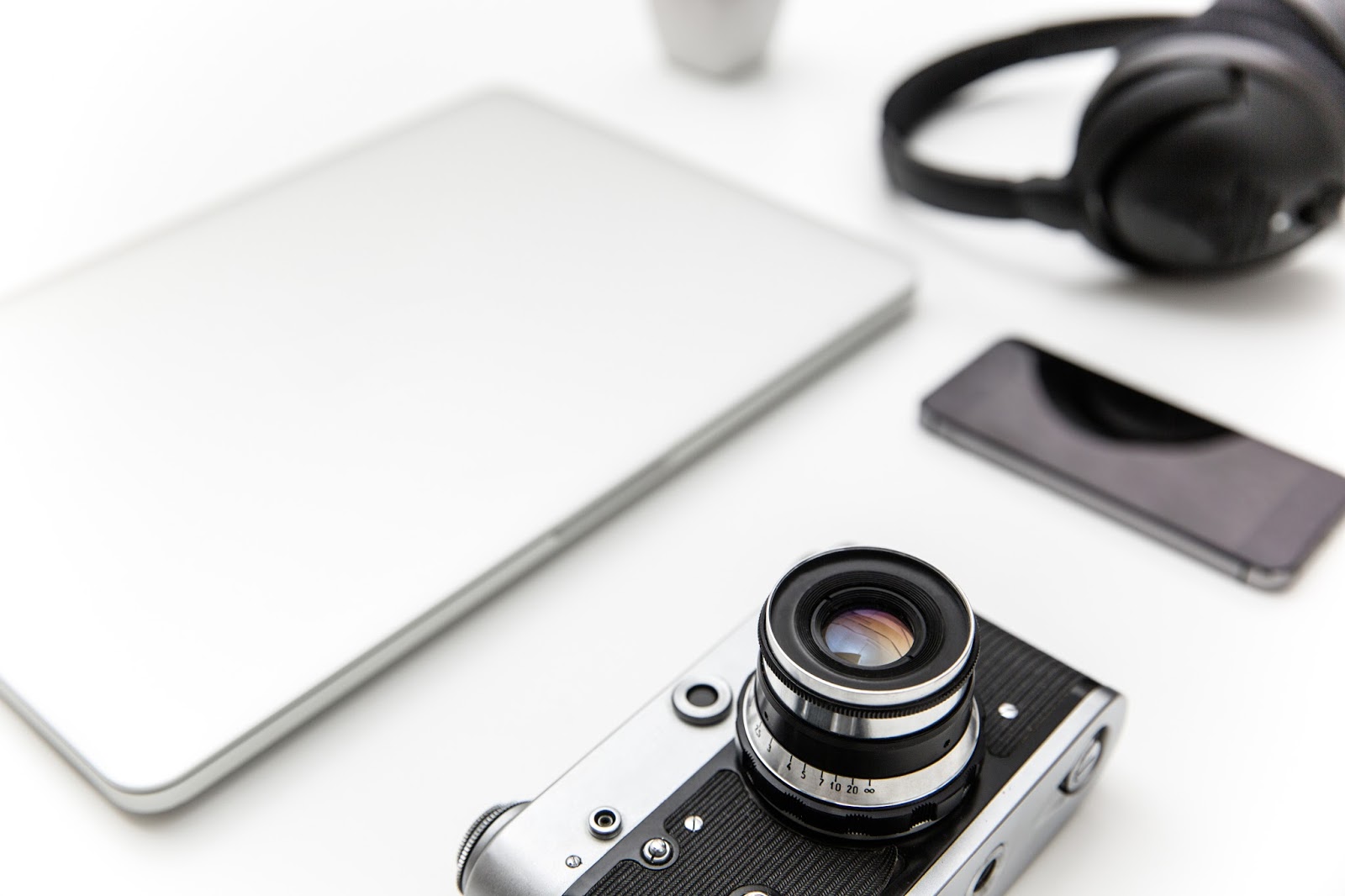 Gadgets You Need To Take Great Pictures With Your Camera And Phone
