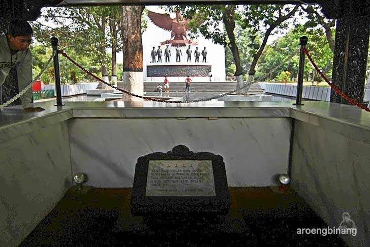 monumen pancasila sakti jakarta