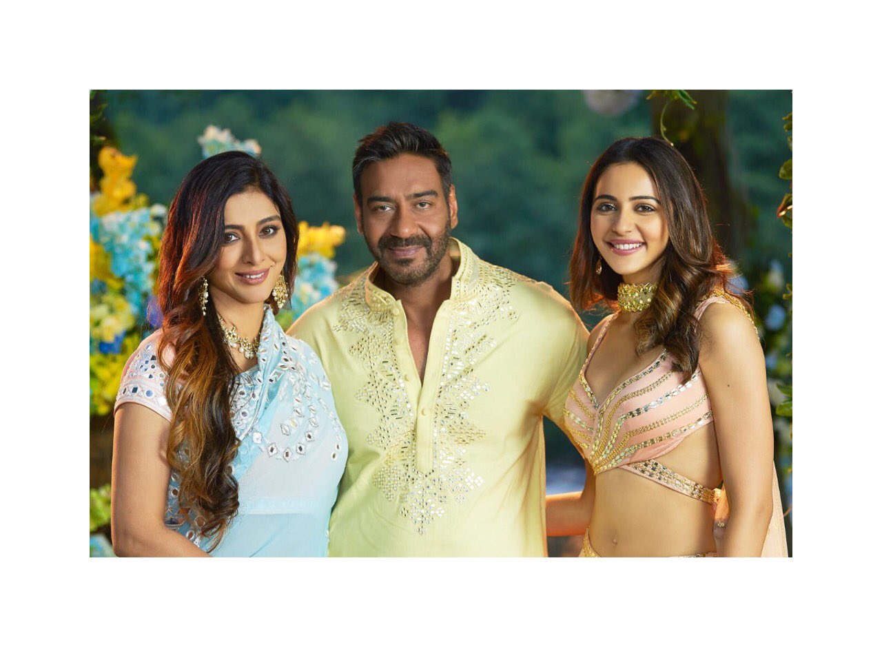 De De Pyaar De Movie Stills - Latest Movie Updates, Movie Promotions