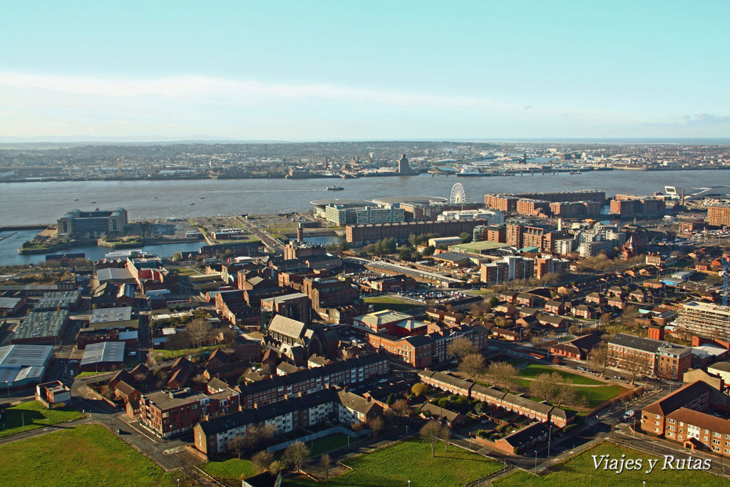 Vistas desde la catedral de Liverpool