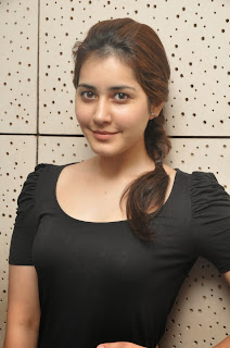 actress-rashi-khanna+(7).jpg