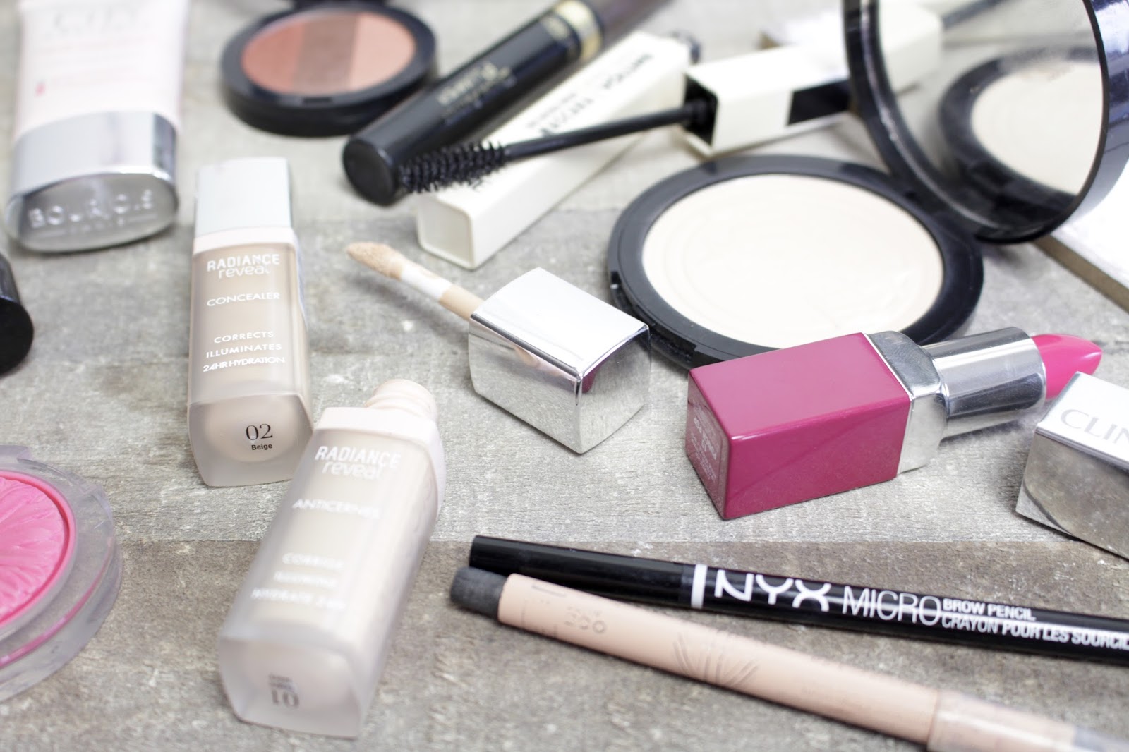 All About That Glow glory make-up