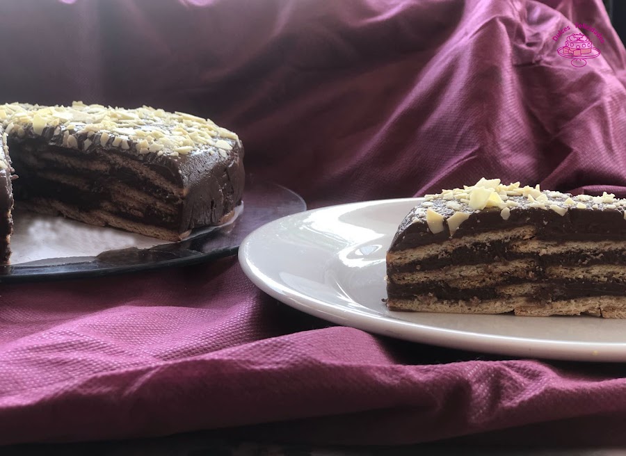Tarta marquesa de chocolate venezolana