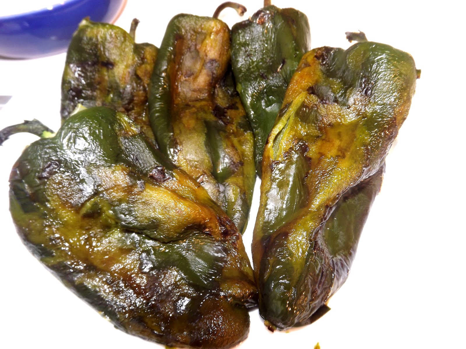 Chiles Rellenos de Queso La Lola