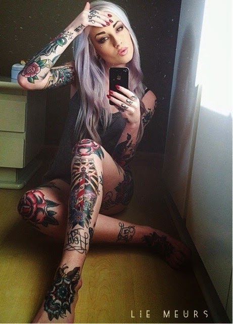 Lie Meurs Sexy Tattooed Girls