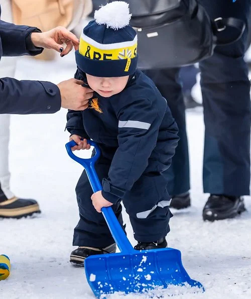 King Carl Gustaf, Queen Silvia, Crown Princess Victoria, Prince Daniel, Princess Estelle and Prince Oscar