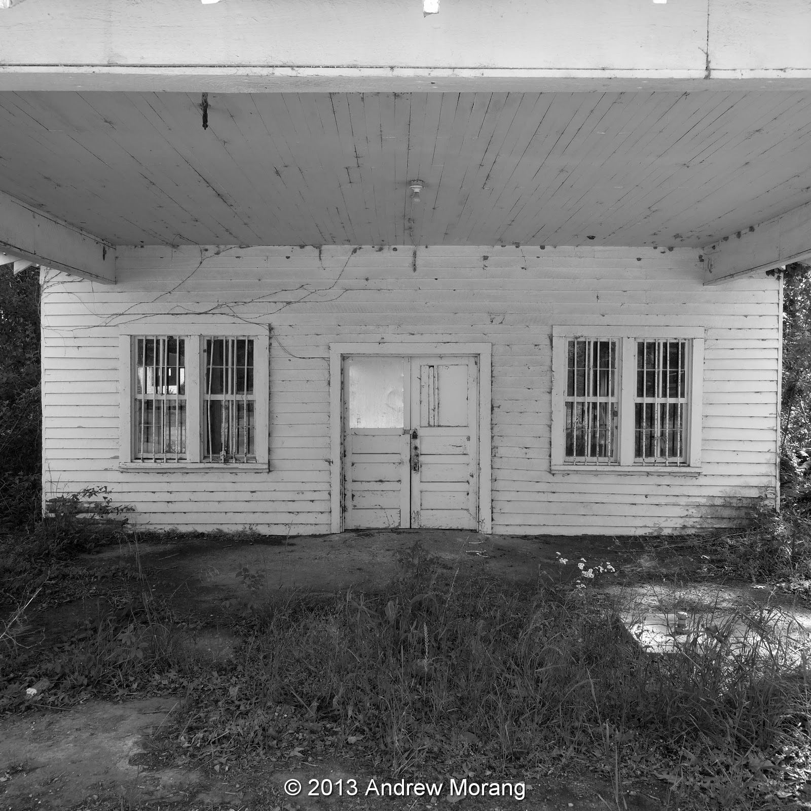 Urban Decay Newman Plantation Store, Edwards, Mississippi