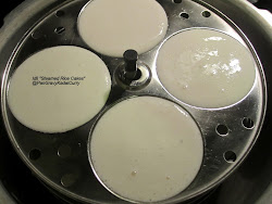 idli rice steamed cakes pan cooker chutney idlis cooked pillows plush