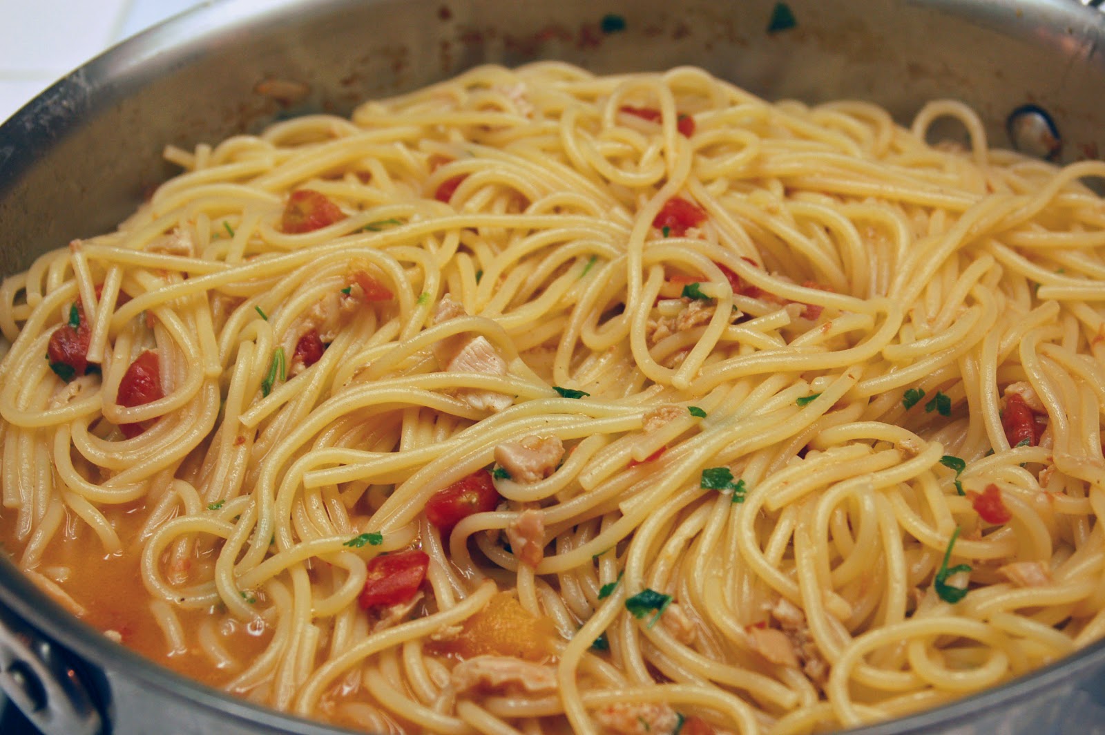 Rice Pot Mama: Lent Suppers - Spaghetti with Red Clam Sauce