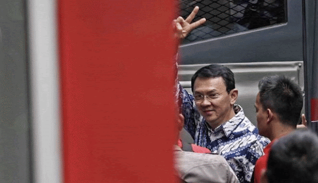 Sudah Divonis 2 Tahun Pak Ahok pun ditolak di rutan Cipinang! Sudah Divonis 2 Tahun Pak Ahok pun ditolak di rutan Cipinang!