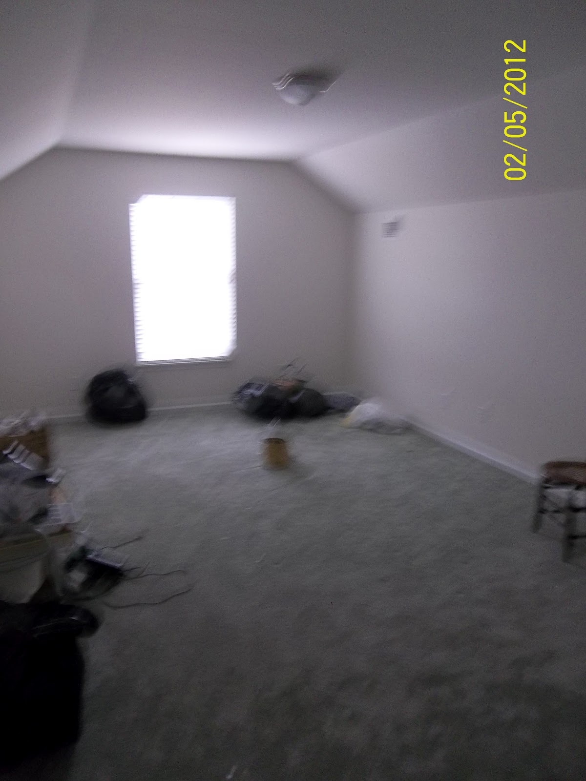 Retro Loft Guest Room Vintage, Paint and more...